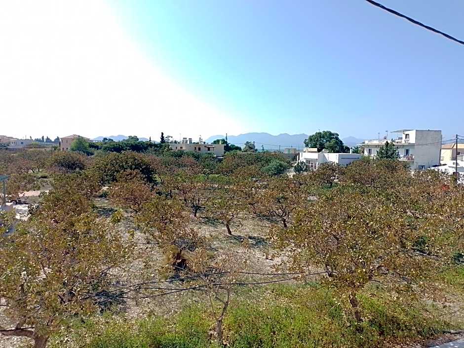 Miranta Hotel - Apartments & Studios