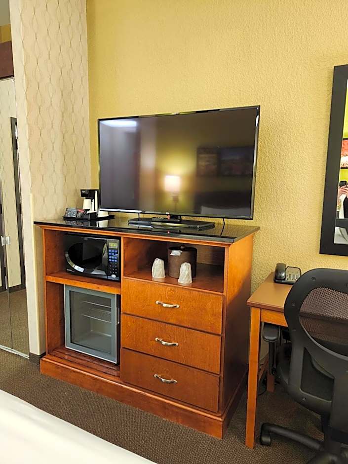 Heritage Inn & Suites The Woodlands, Trademark by Wyndham