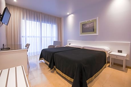 Business room spa access