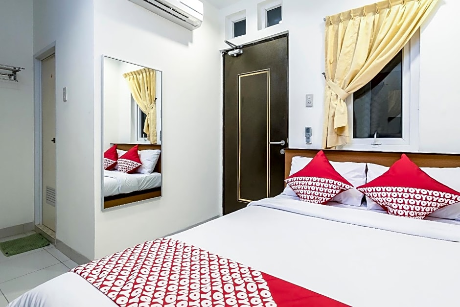OYO 294 Andrea Residence Syariah