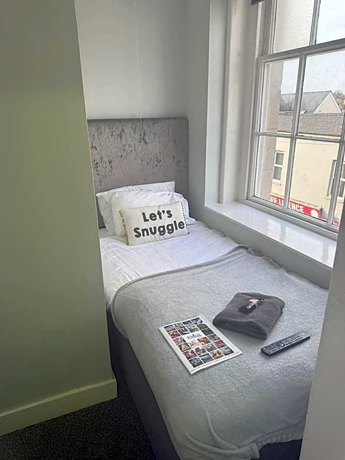 The Jubilee Hotel East - with NEWLY REFURBISHED SPA FACILITIES - GAMESPIT - AND SMOKEHOUSE