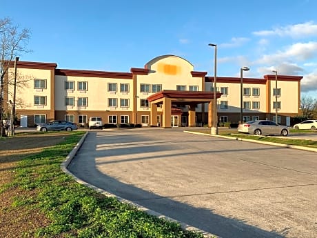 Saffron Inn & Suites 