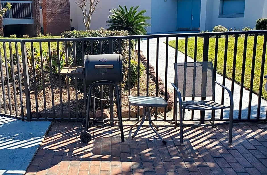 Americas Best Value Inn and Suites