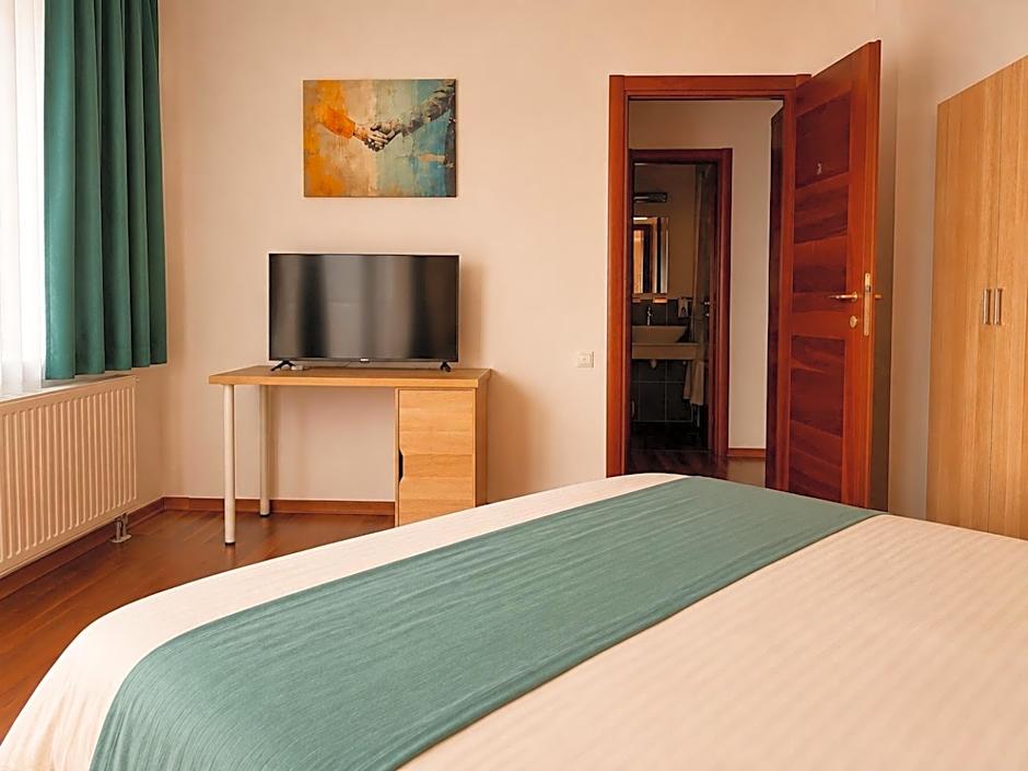Monte Carlo Palace Suites