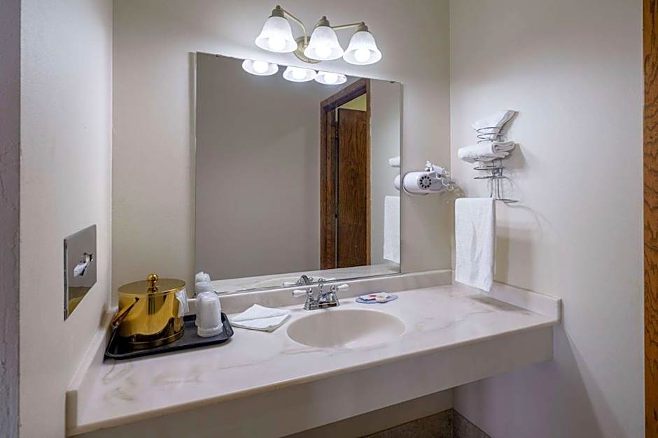 Travelodge by Wyndham Merrill