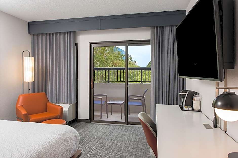 Courtyard by Marriott Charlotte Ballantyne