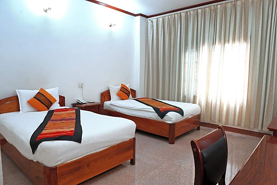 Mittaphap II Hotel
