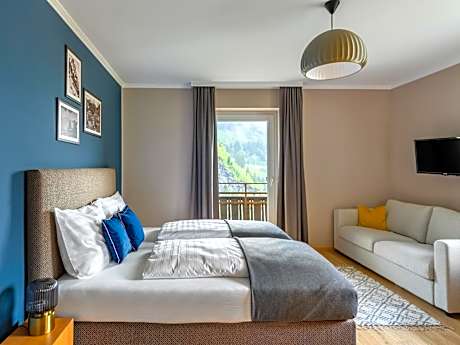 Deluxe Double Room with Balcony