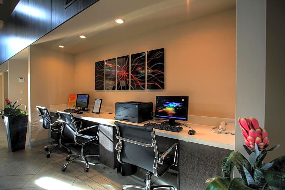 DoubleTree Suites by Hilton Tucson Airport