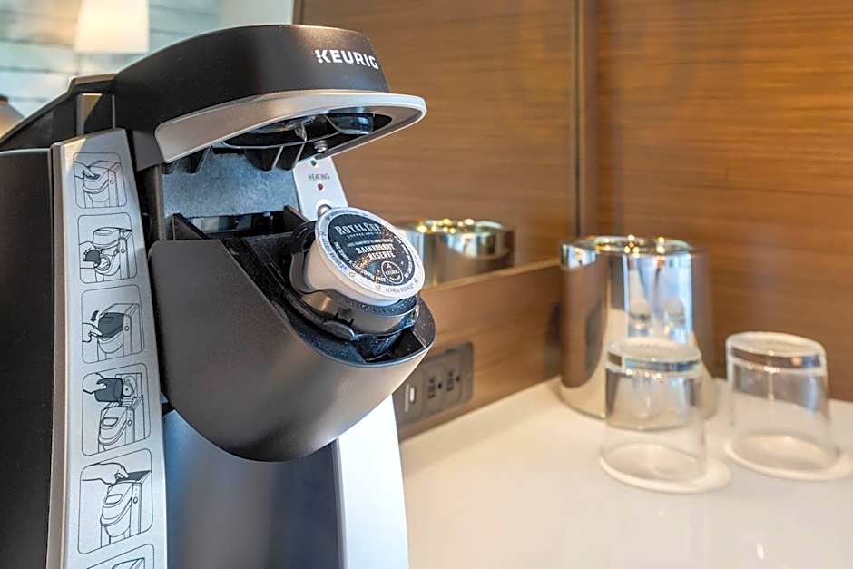 DoubleTree by Hilton Charleston Riverview