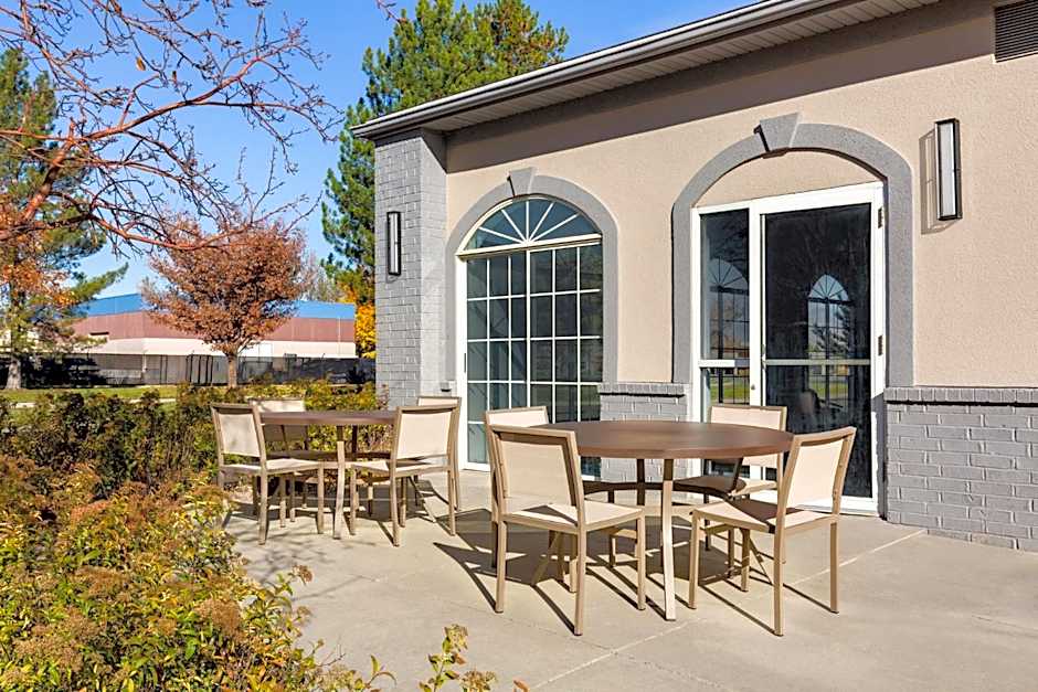 Garner Hotel Salt Lake City Airport by IHG