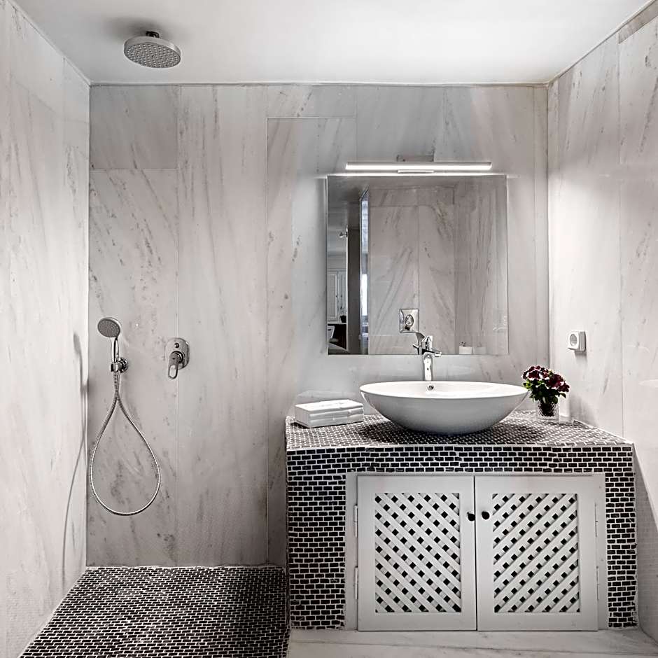 Armeni Luxury Villas