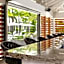 Renaissance by Marriott Boca Raton Hotel