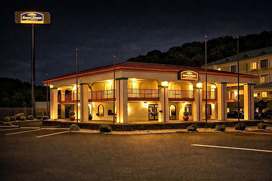 Howard Johnson by Wyndham Chattanooga Lookout Mountain I-24
