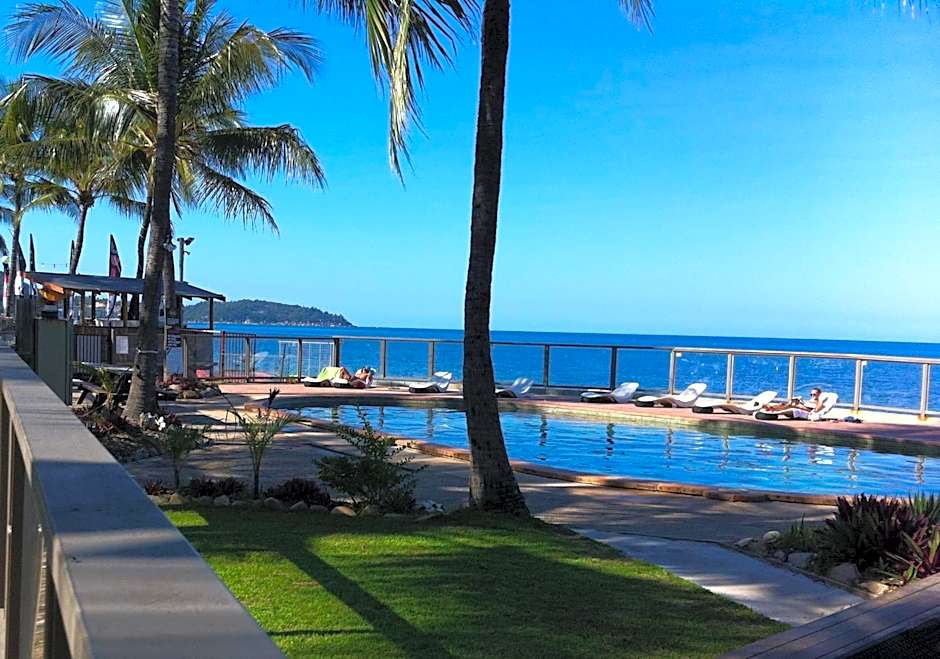 Base Backpackers Hotel Magnetic Island