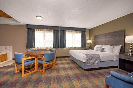 1 King Bed Studio Suite Non-Smoking