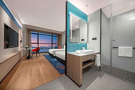 2 Twin Standard Extra Floor Space River View