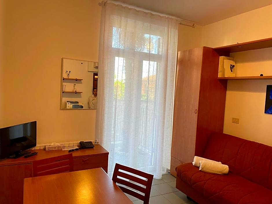 Coccodrillo Hotel & Apartments