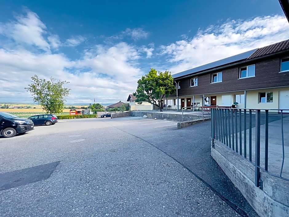 Monteurzimmer - Worker's accommodation - ZIMMERzuVERMIETEN in Bäriswil