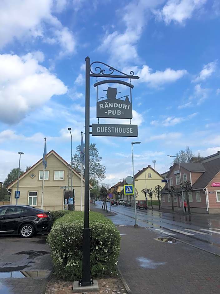 Ränduri Guesthouse
