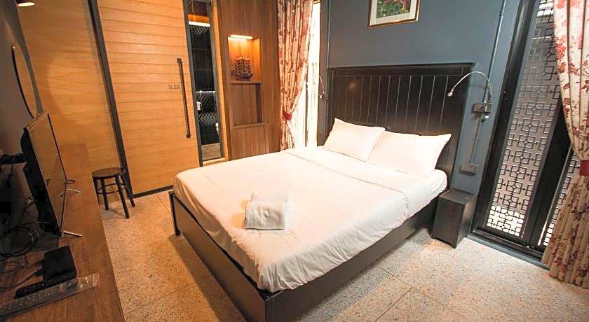 CLOUD on Saladaeng Silom Hostel Bangkok