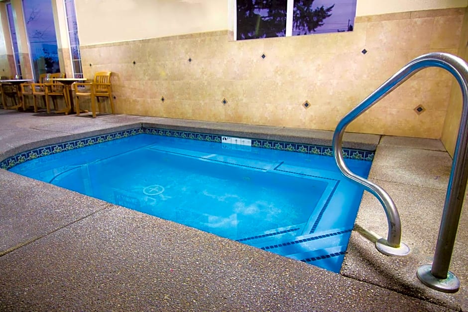 Best Western Plus Kalispell/Glacier Park West Hotel & Suites