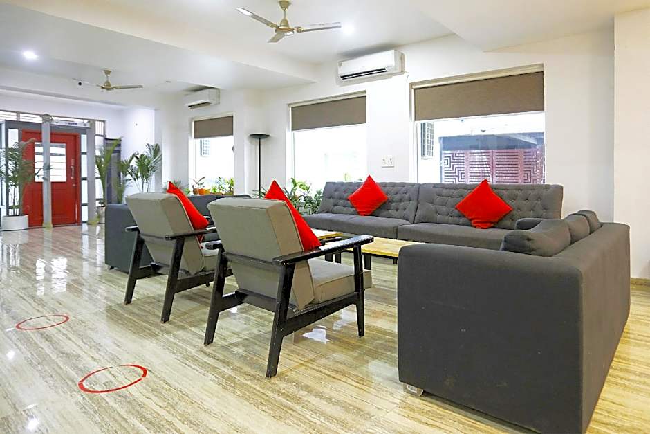 OYO Townhouse 398 Cloud Bay