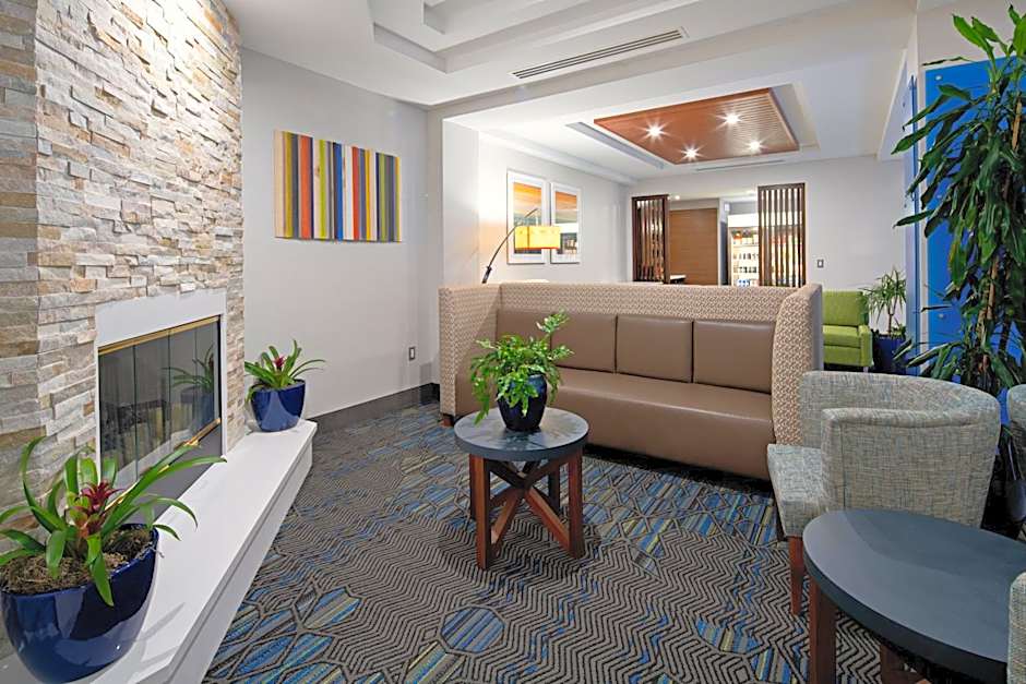 Holiday Inn Express Hotel & Suites Atascadero By IHG