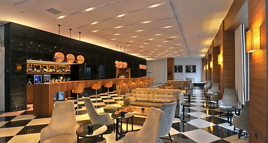 Aquila Atlantis Hotel