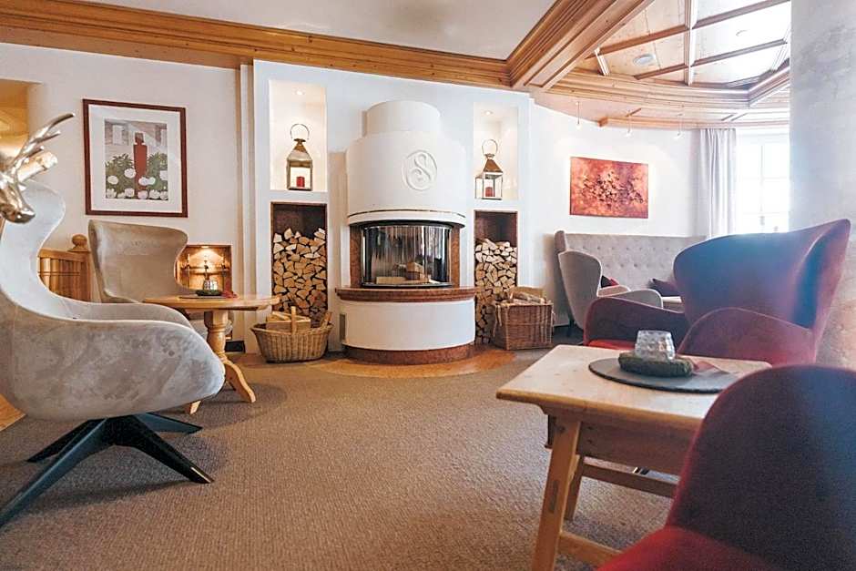 Superior Hotel Schneider Ski-in & Ski-out