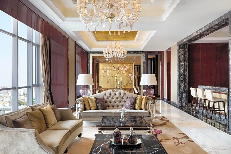 Sheraton Zhenjiang Hotel