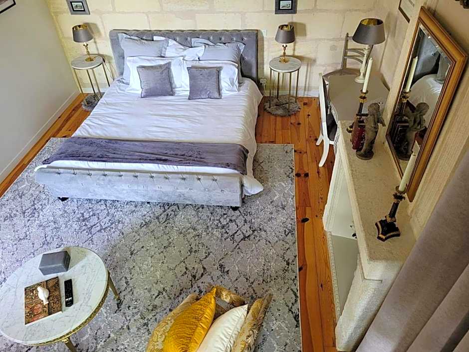 Chambre Bordeaux, piscine et spa