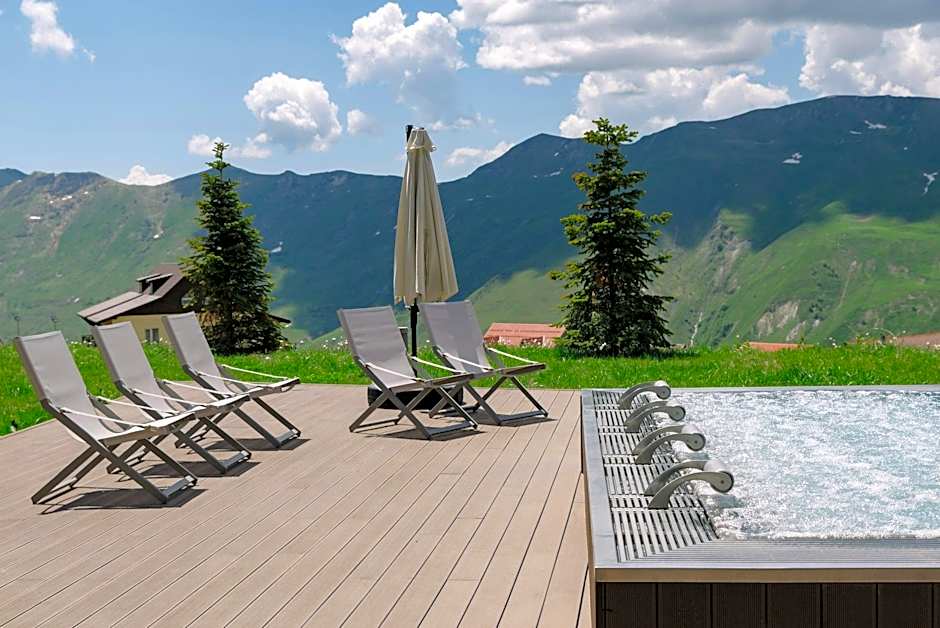 Gudauri Lodge