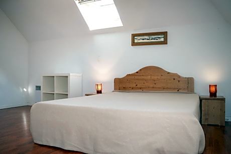 One-Bedroom Apartment (4 Adults)