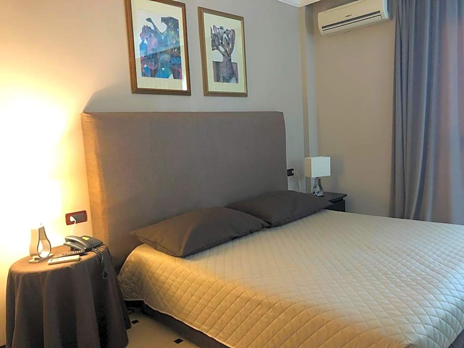 Domizia Palace Hotel