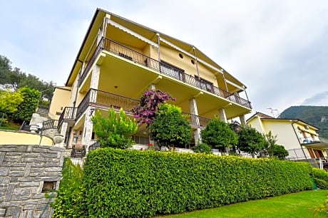 B&B LE TERRAZZE SU SALÒ