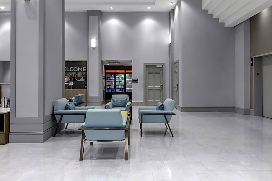 Hampton Inn By Hilton & Suites Arlington Crystal City DCA