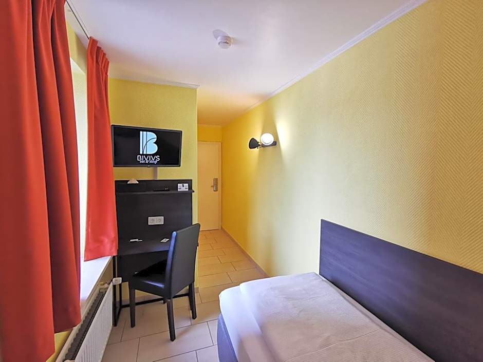 Foto 1 dari 7 — Single Room