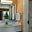 Hampton Inn & Suites by Hilton Langley-Surrey