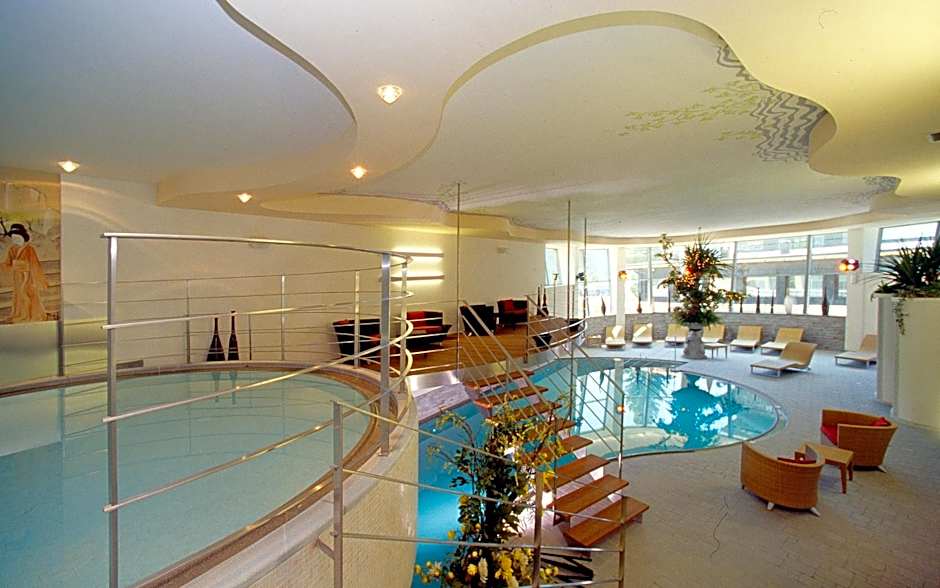 Hotel Monzoni - San Pellegrino