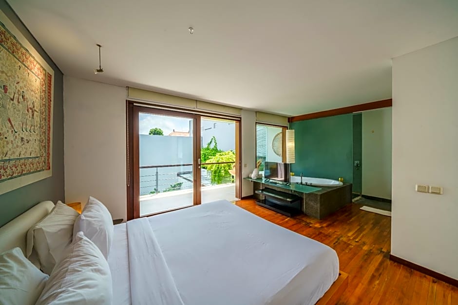 Villa Rio - Contemporary 2BR Villa in Downtown Seminyak