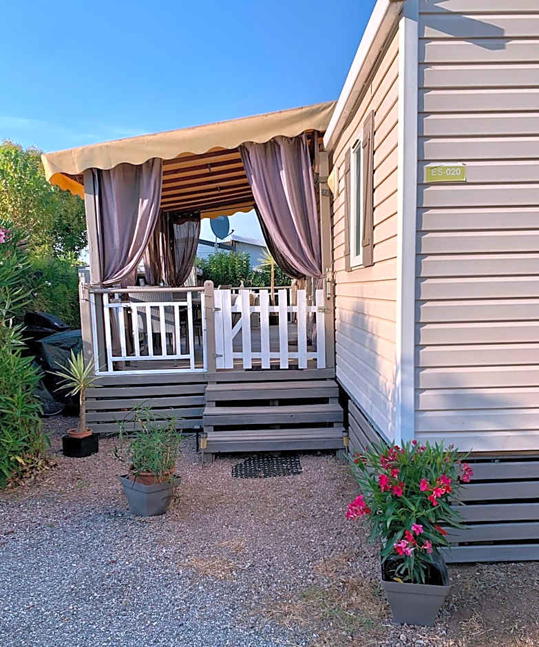 Magic Mobile Montourey, 3 chambres, 2 salles de bain, piscine disponible sur place