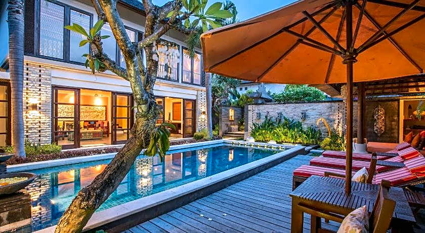 Villa Saffron Seminyak Bali