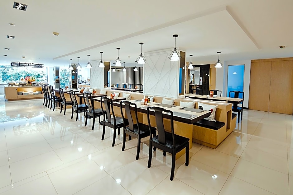 Three Sukhumvit Hotel