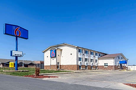 Motel 6-Sedalia, MO