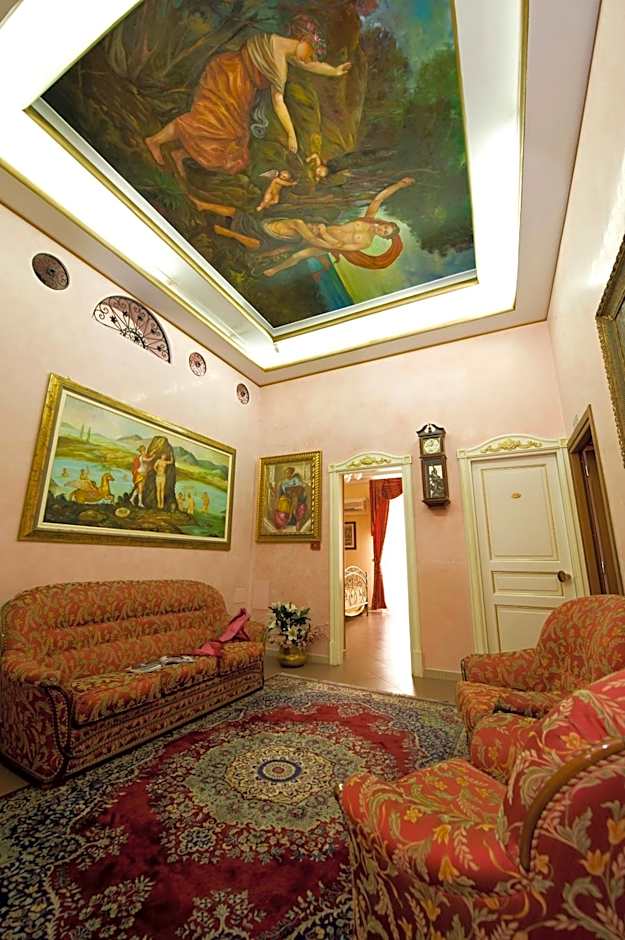 Hotel Joli