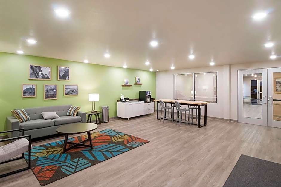 WoodSpring Suites Mesa Chandler