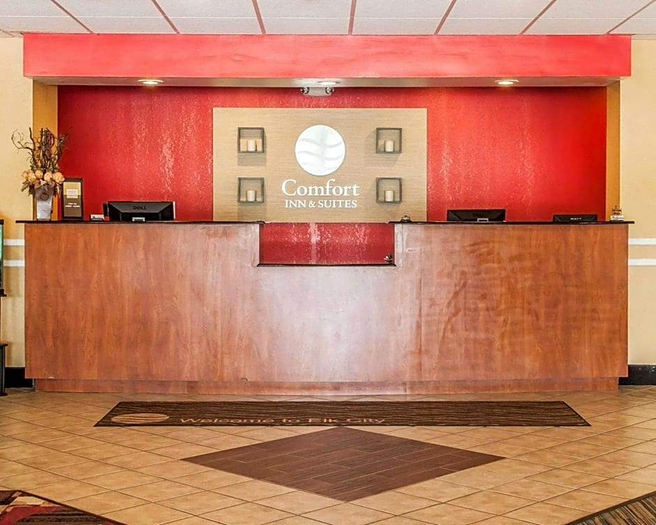 Comfort Inn & Suites