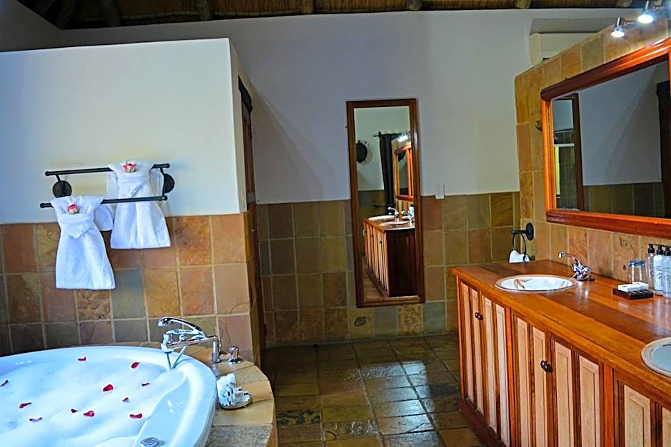 Misty Hills Country Hotel, Conference Centre & Spa