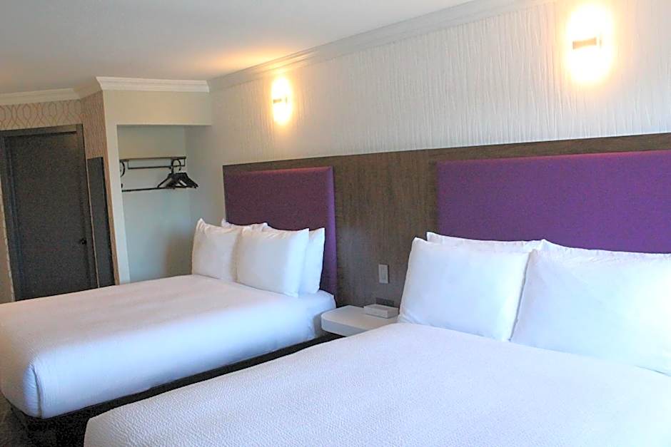 Coast Courtenay Hotel